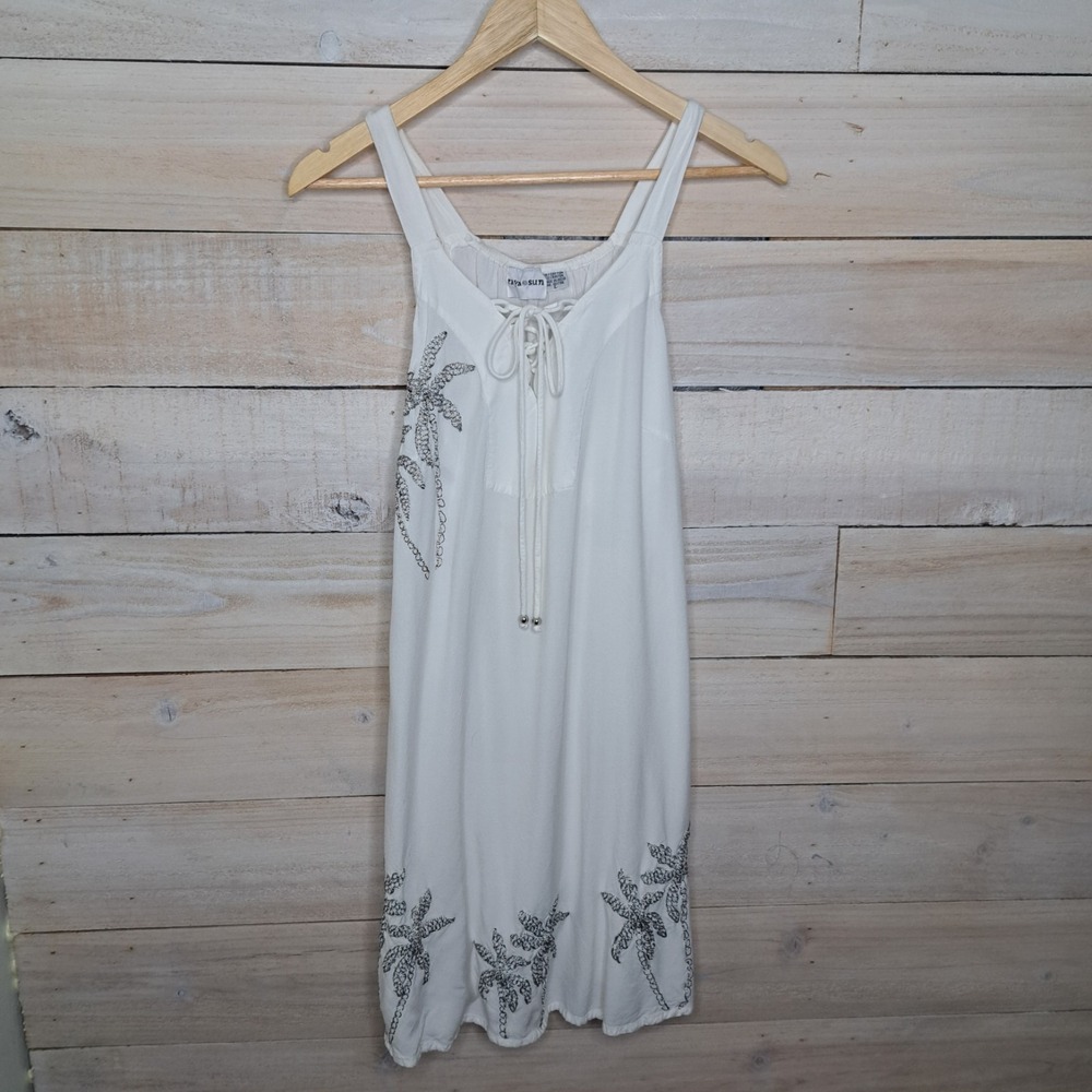 Tropical Grandmillenial Raya‎ Sun Women's L White Dress Cover-up Embroidered